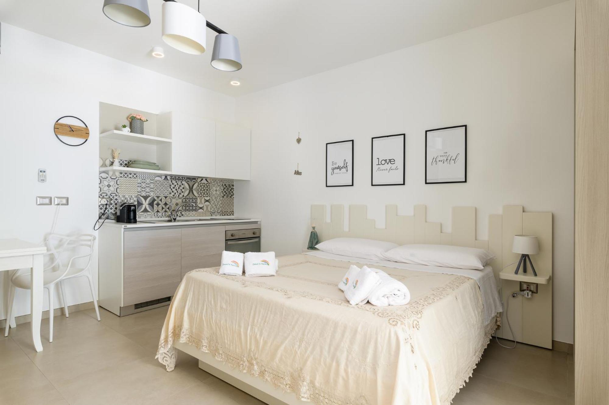 Mandorlocarrubo'S Suite Ostuni Exterior foto