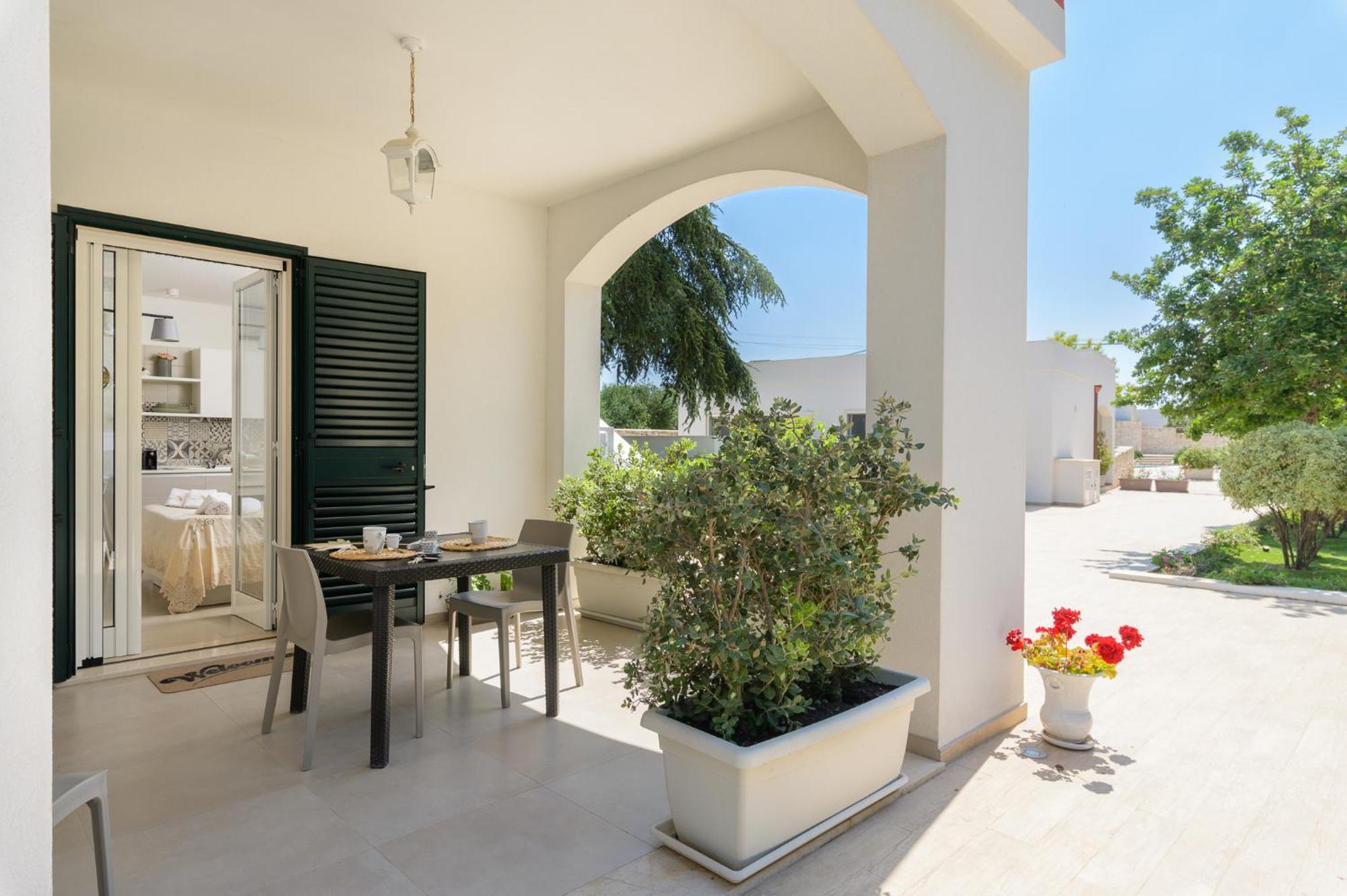 Mandorlocarrubo'S Suite Ostuni Exterior foto