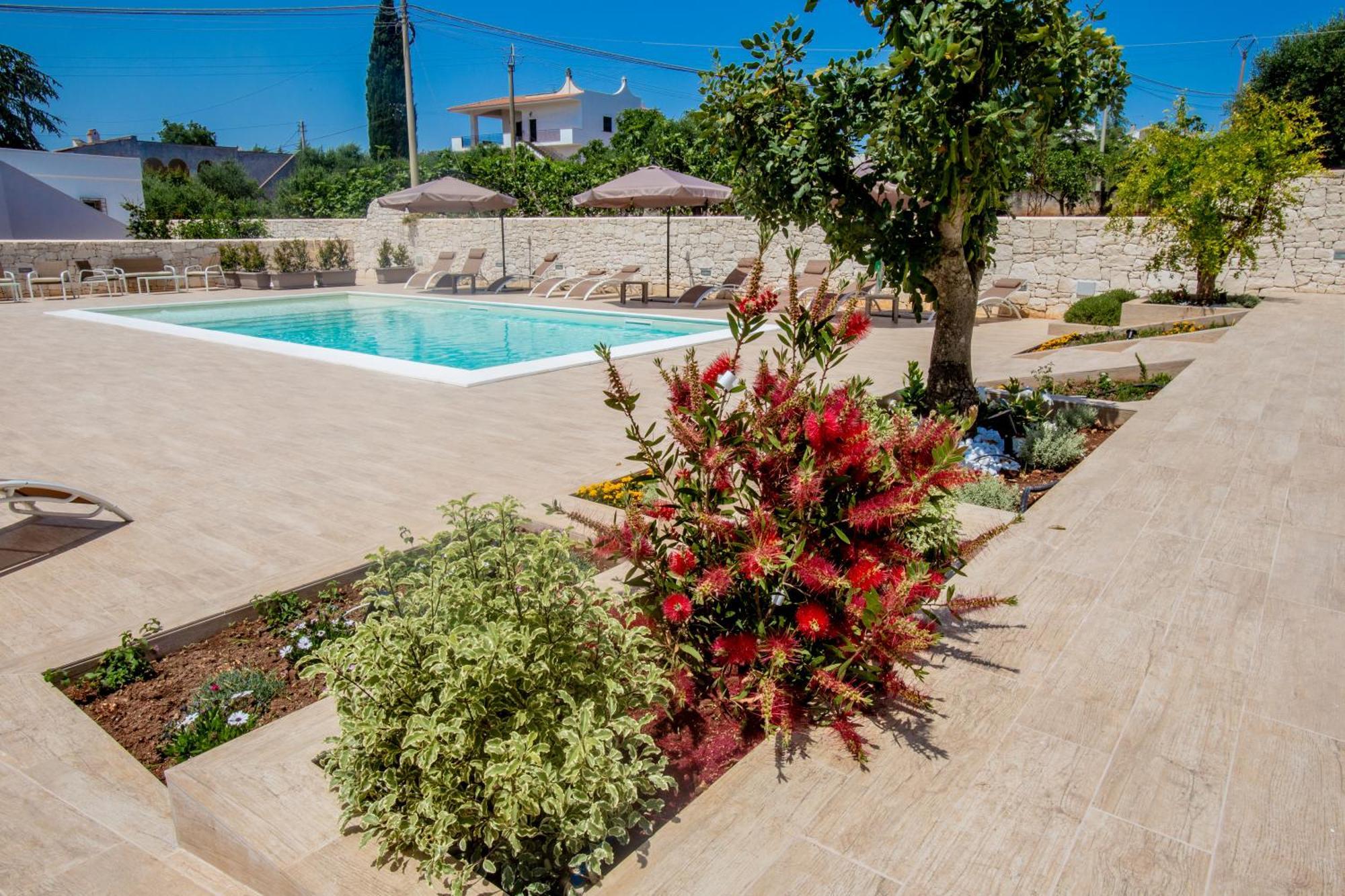 Mandorlocarrubo'S Suite Ostuni Exterior foto