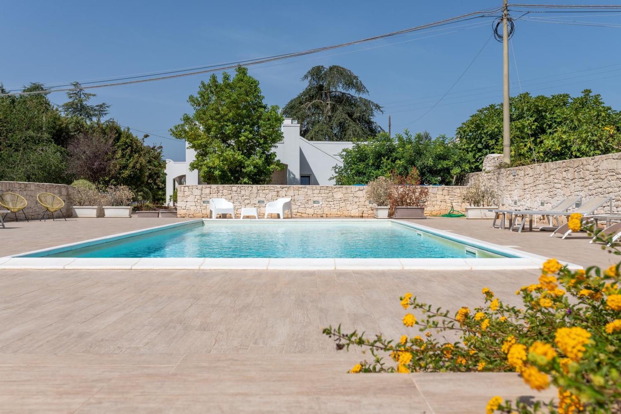 Mandorlocarrubo'S Suite Ostuni Exterior foto