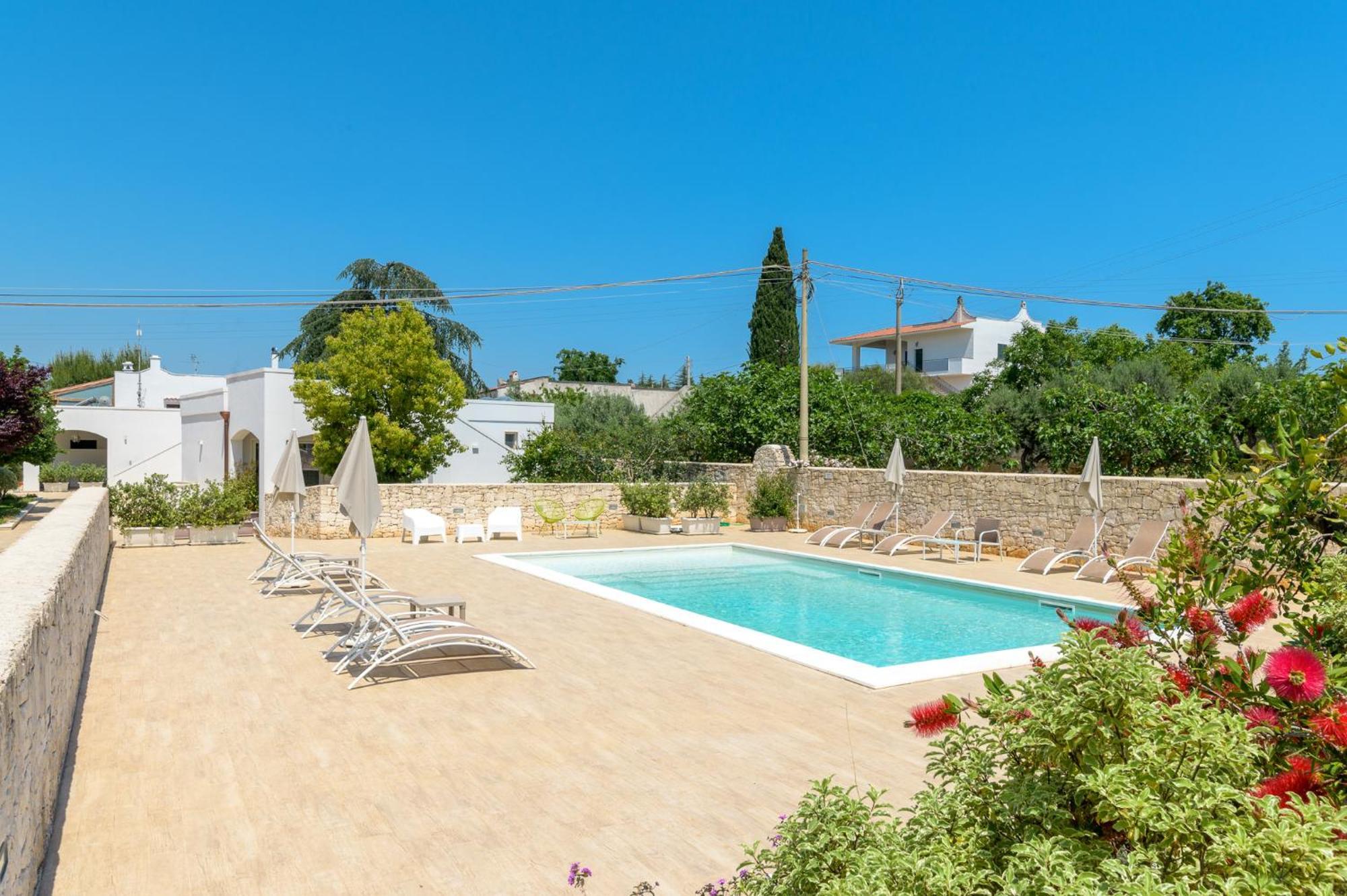 Mandorlocarrubo'S Suite Ostuni Exterior foto