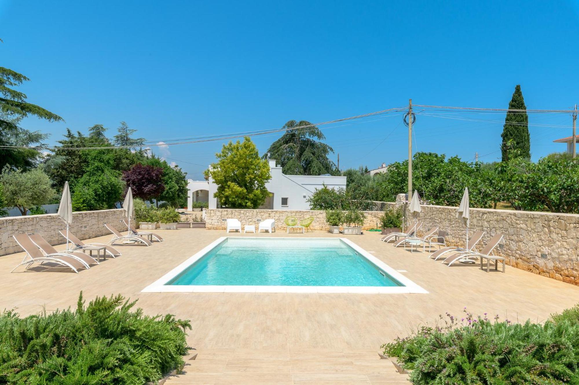 Mandorlocarrubo'S Suite Ostuni Exterior foto